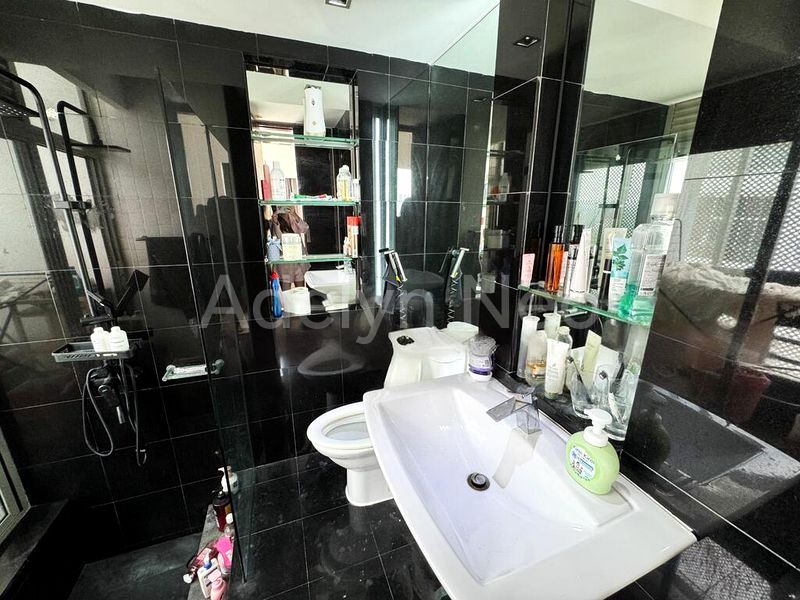 1 Bed Apartment (Condo) for Sale in  Studio 3 - Image 4